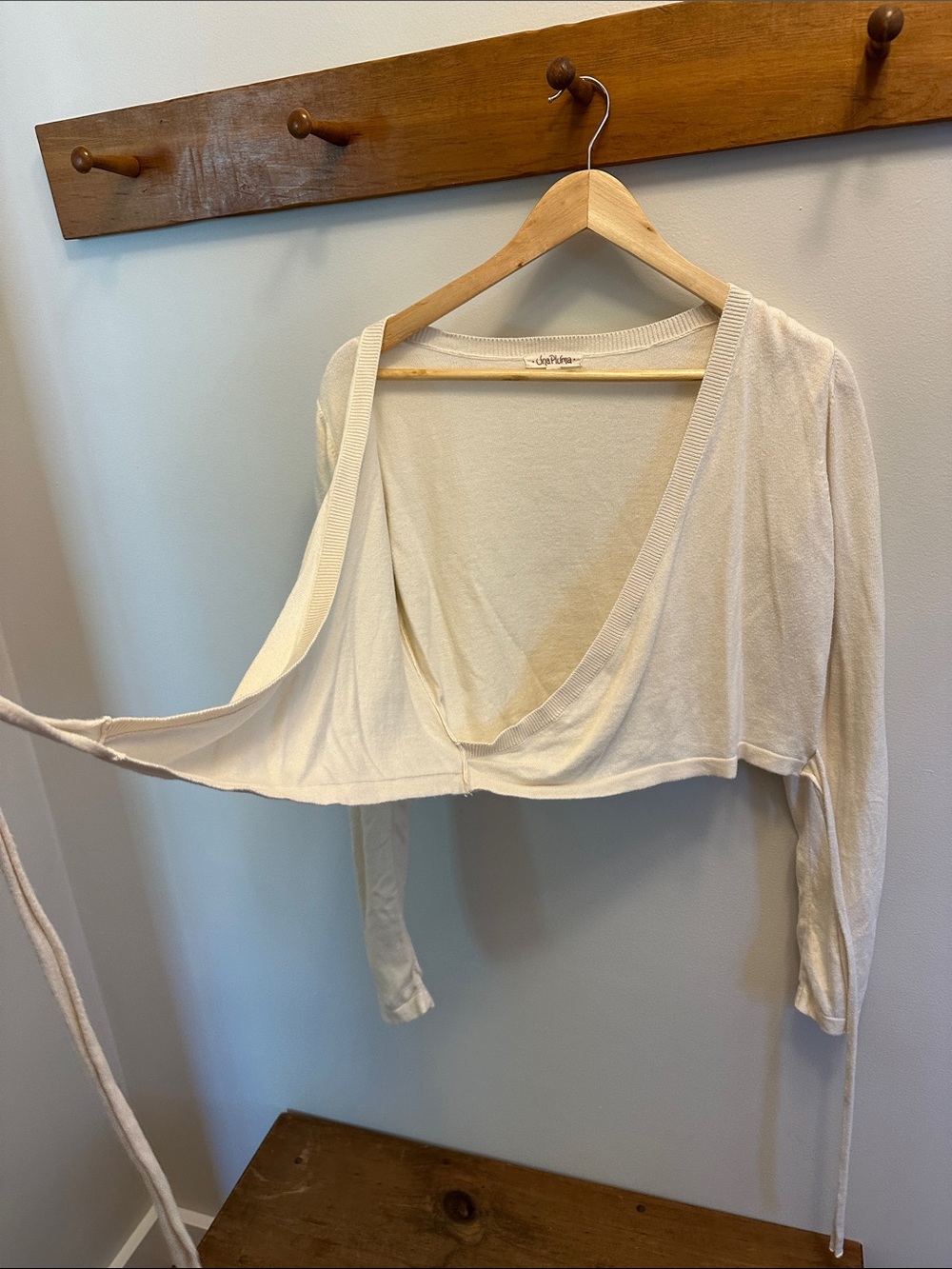 Organic Cotton Una Pluma Wrap Top - Picture 3 of 5